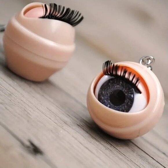#80 Scary Funny Plastic Wink Doll's Eyeball Earrings - Picture 2 of 2